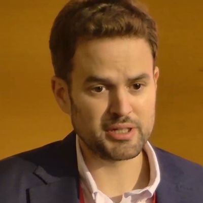 Álvaro Izquierdo Bajo